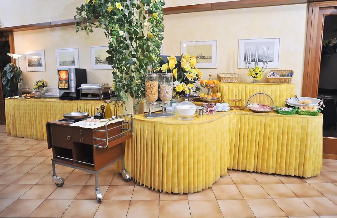 Hotel Massimo d'Azeglio-1